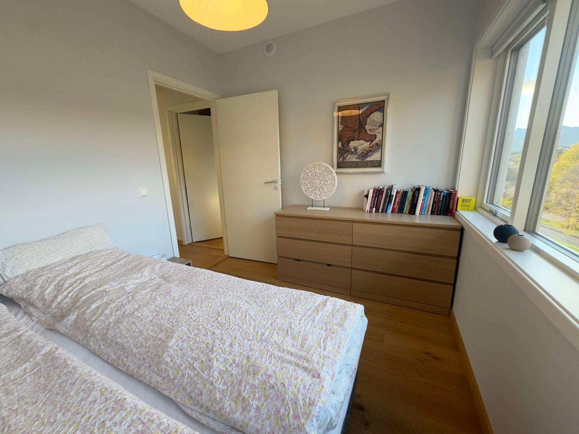 Holiday home Seaview And Private Roof Terrace With Jacuzzi In Lofoten Svolvaer