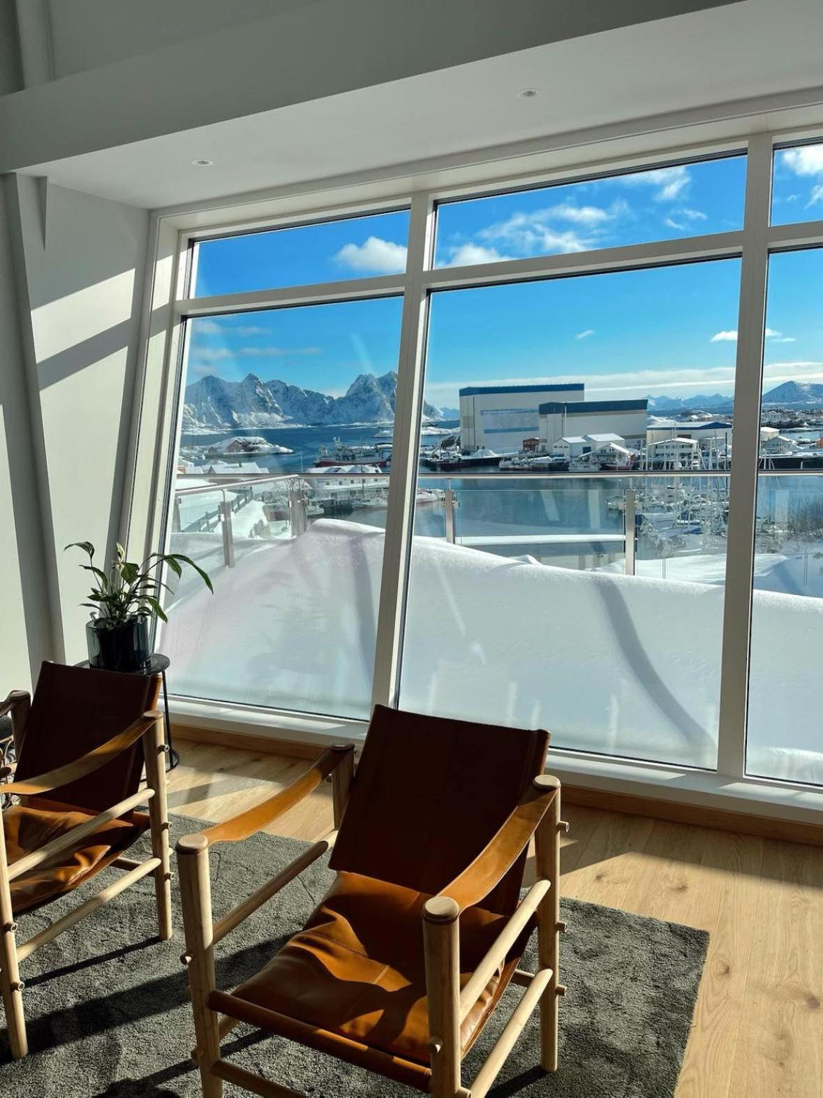 Holiday home Seaview And Private Roof Terrace With Jacuzzi In Lofoten *